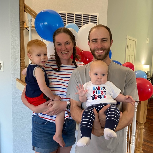 Meet your Posher, Danielle - Picture 2 of 16